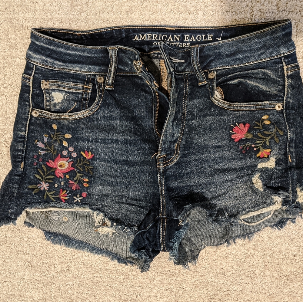 Embroidered denim shorts
